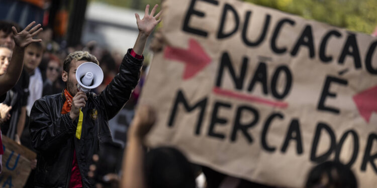 Tarcísio diz que USP tem verba e greve é assunto do reitor – 27/05/2026 – Educação